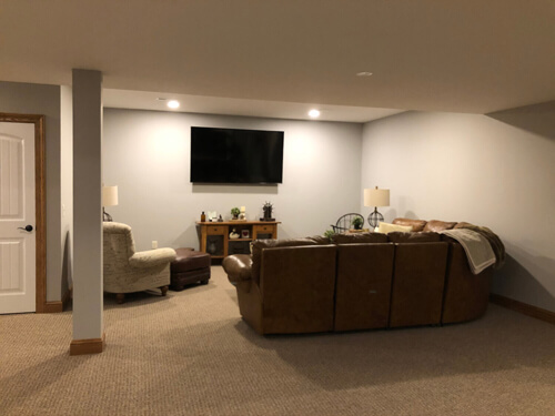 Basement entertainment area